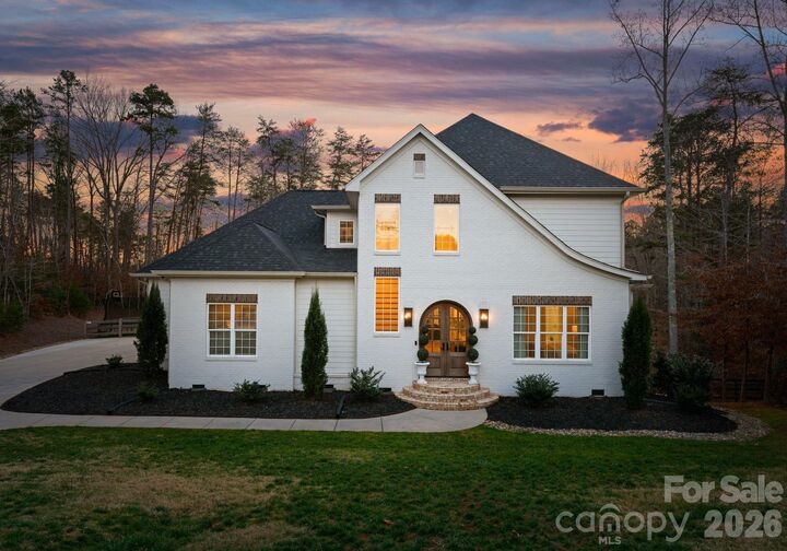 Property Photo:  3107 James Plantation Drive  NC 28037 