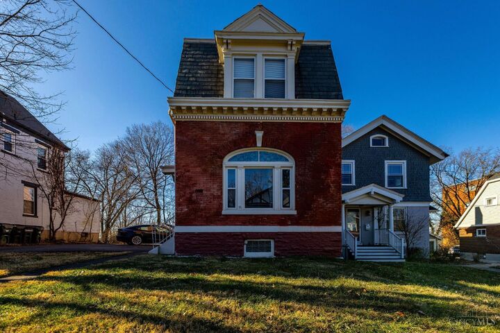 Property Photo: 2963 Deckebach Avenue OH 45220