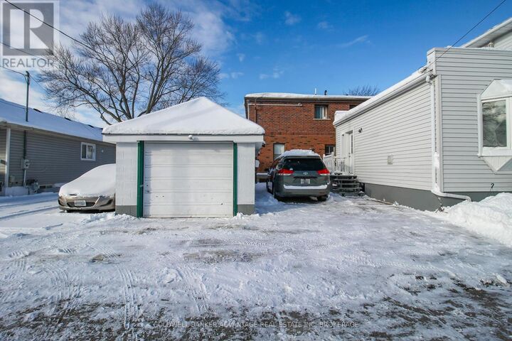 Property Photo:  534 Lincoln Street  ON L3B 4P2 