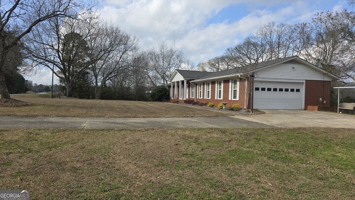 Property Photo: 1151 Stark Road GA 30233