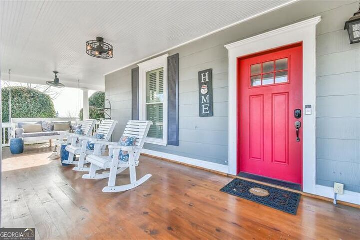 Property Photo:  76 Jones Street  GA 30071 