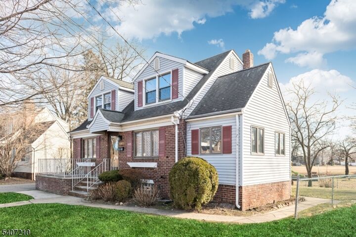 Property Photo:  27 Urban Pl  NJ 07410 