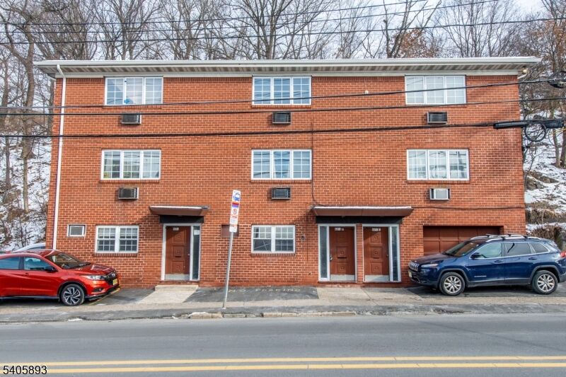 Property Photo:  601 Fairview Ave  NJ 07022 