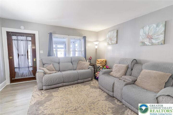 Property Photo:  1914 Fairview Avenue  PA 18042 