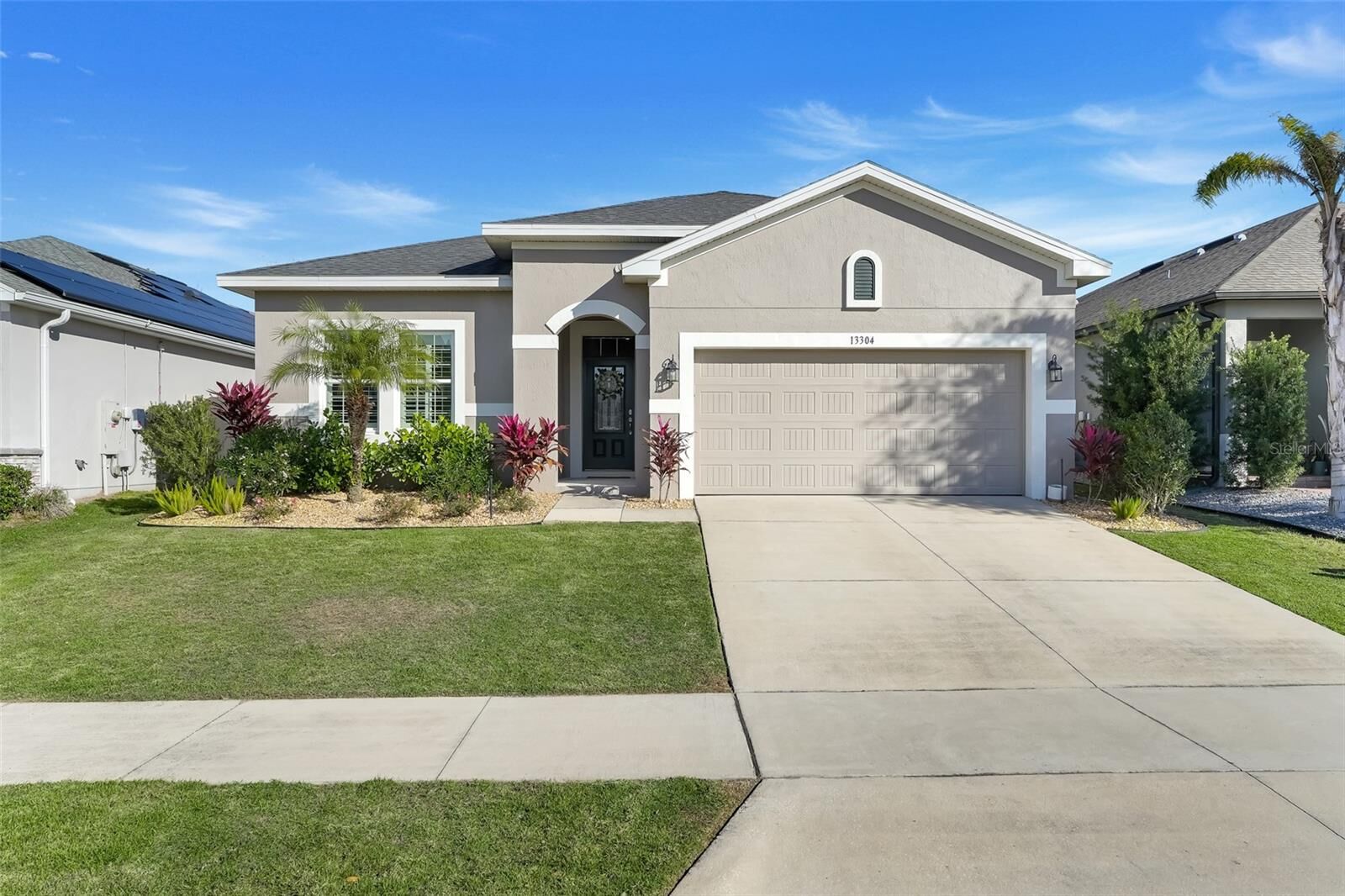 Property Photo:  13304 Magnolia Valley Drive  FL 34711 