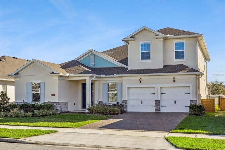 Property Photo: 19334 Banfield Place FL 32827