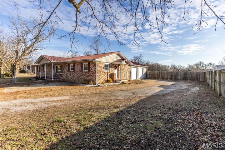 Property Photo:  109 Lynn Street  MO 63801 