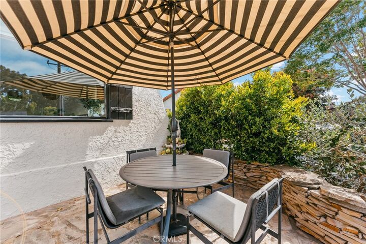 Property Photo:  816 11th  CA 92648 