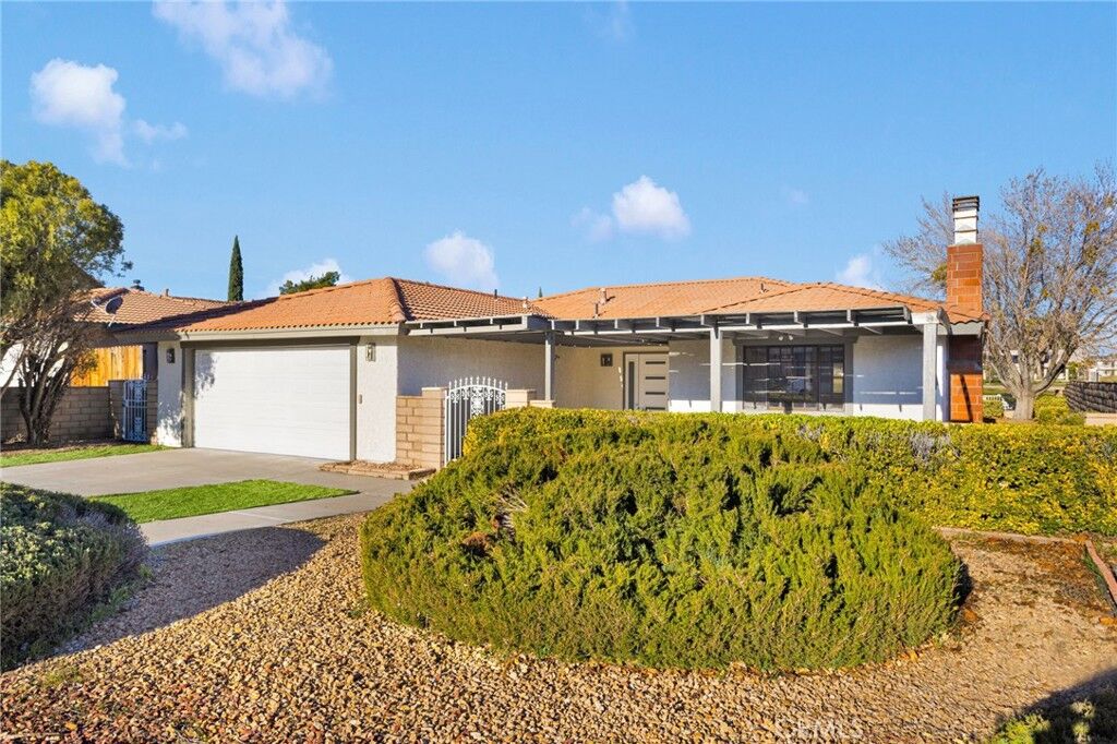 Property Photo: 15776 Candlewood CA 92395