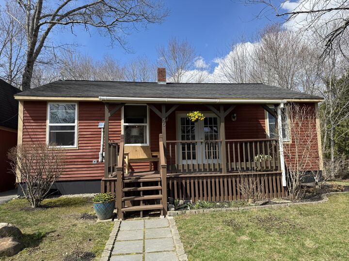 Property Photo:  56 Booker Street  ME 04861 