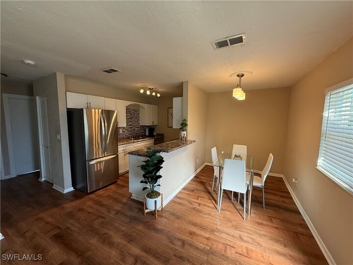 Property Photo: 2855 Van Buren Avenue FL 34112