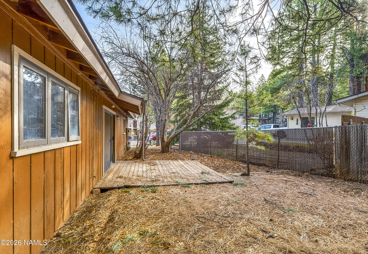 Property Photo: 2640 N Fremont Boulevard AZ 86001