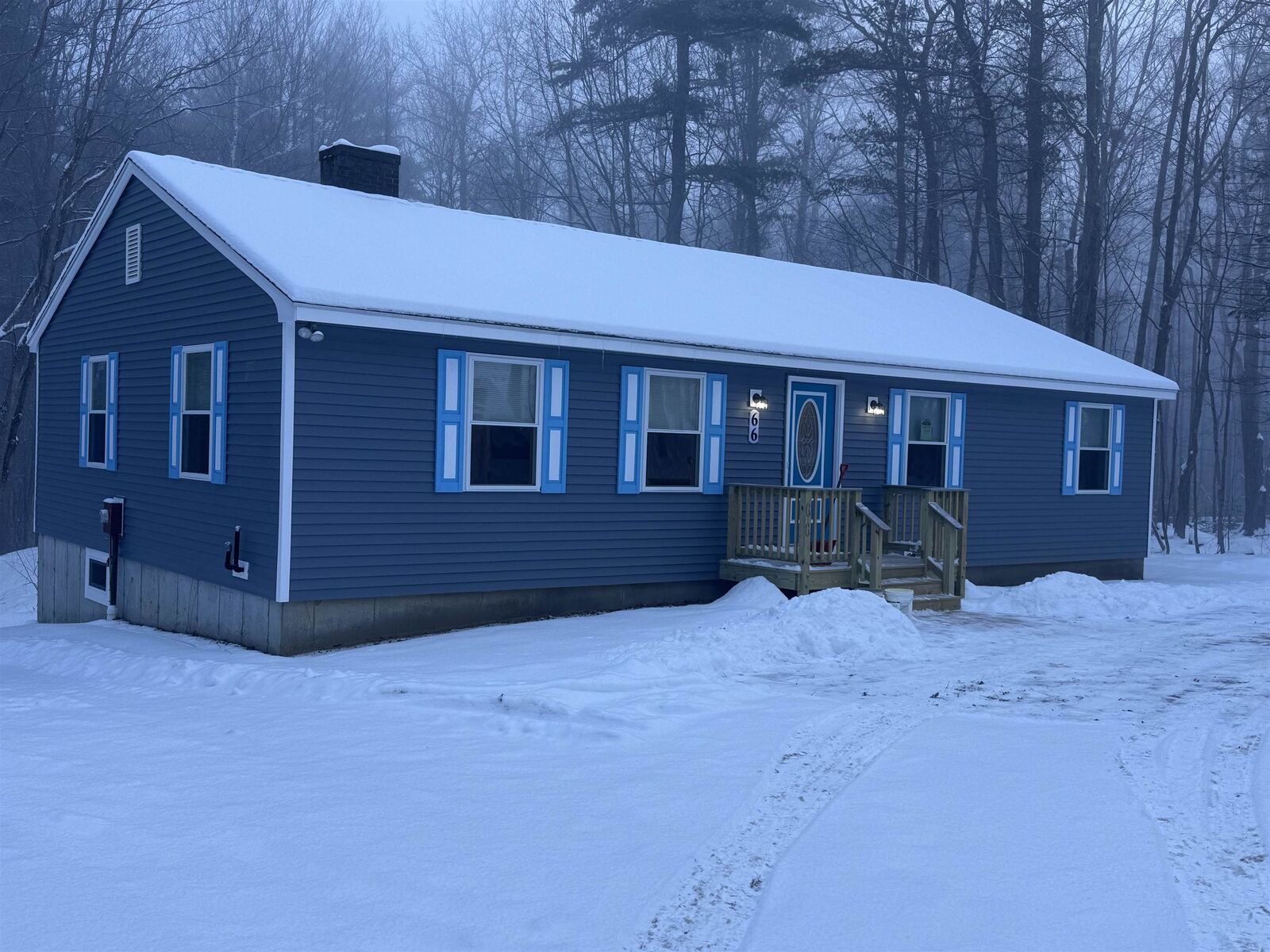 Property Photo:  66 Sherwood Forest Drive  NH 03249 