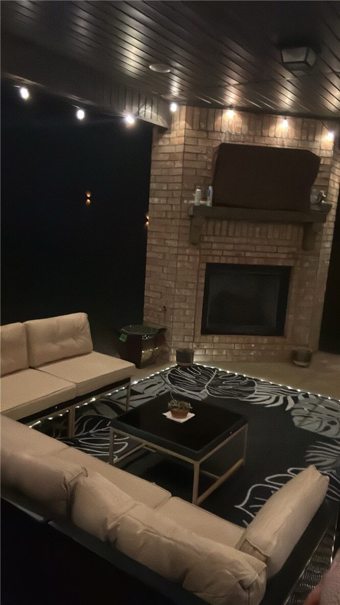 Property Photo:  1421 George Robbins  AR 72718 