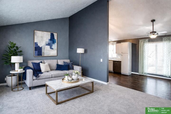 Property Photo: 6703 N 110th Avenue NE 68164