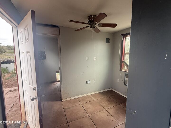 Property Photo:  2445 N Luana Drive  AZ 86046 