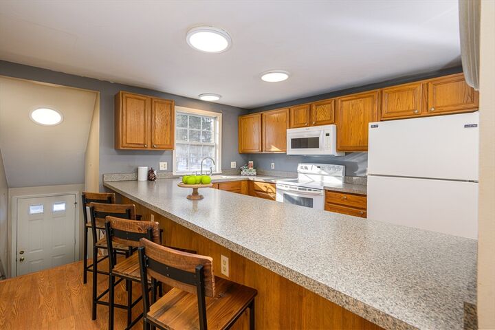 Property Photo:  12 Gates Crossing 12  MA 01453 