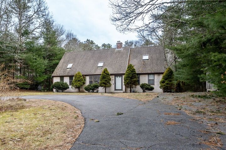Property Photo:  192 Sandy Valley Rd  MA 02648 