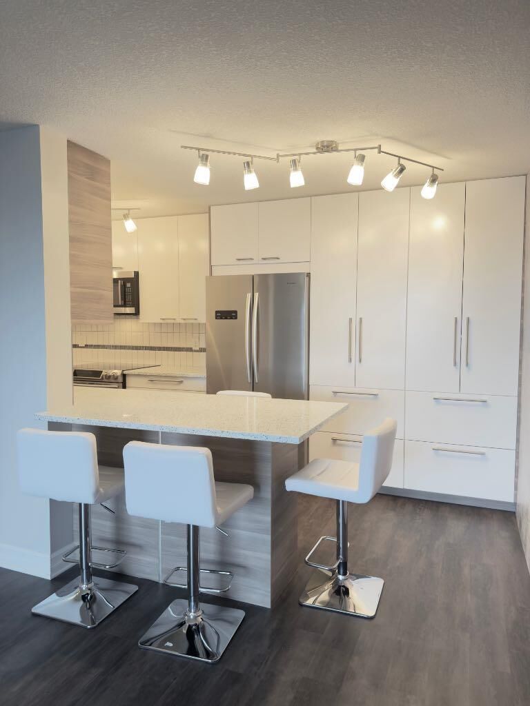 Property Photo:  9800 Horton Road SW 908  AB T2V 5B5 