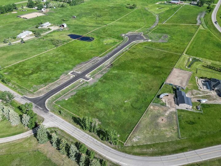 Property Photo: 338165 Hwy 549 W Lot1 Block 6 AB T1S 2Z3