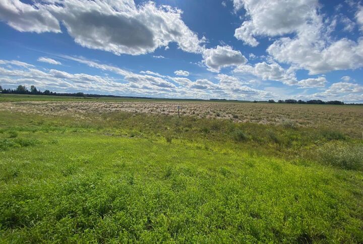 Property Photo: 2 431029 Range Road 261 AB T4J 1R4