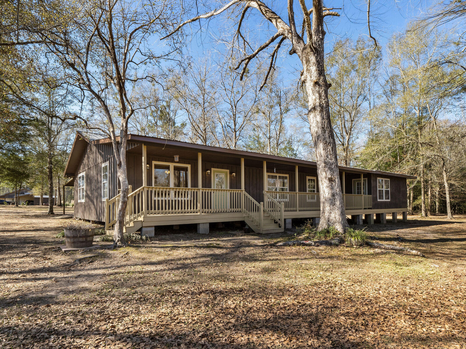 Property Photo: 116 Nixon Rd LA 70662