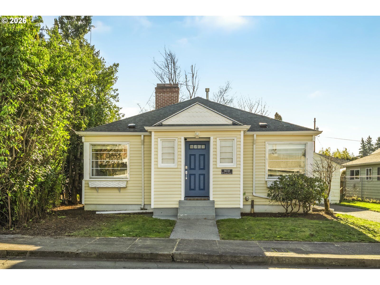 Property Photo: 8038 SE Salmon St OR 97215