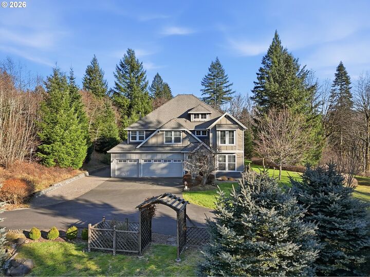 Property Photo:  11 Thompson Dr  WA 98671 