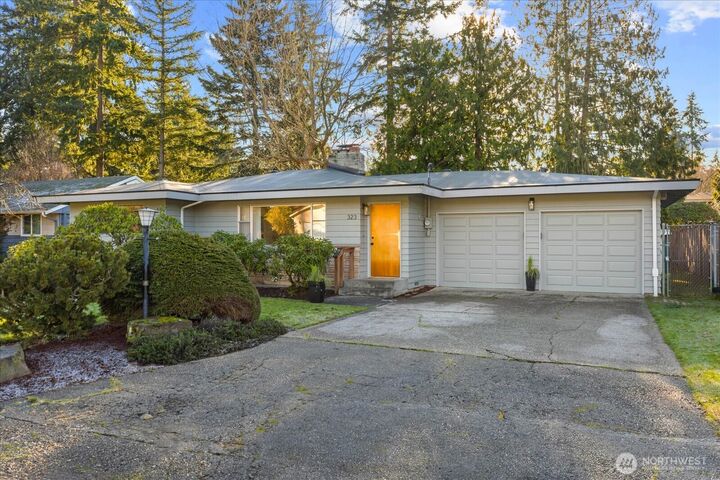Property Photo: 323 NW 202nd Street WA 98177