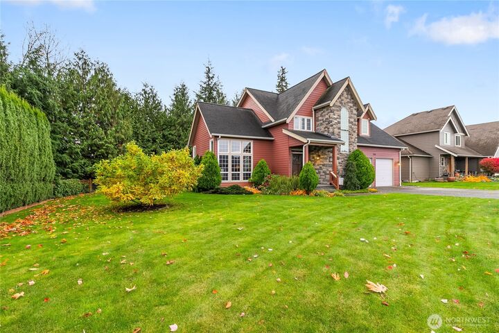 Property Photo:  735  Ivy Street  WA 98264 