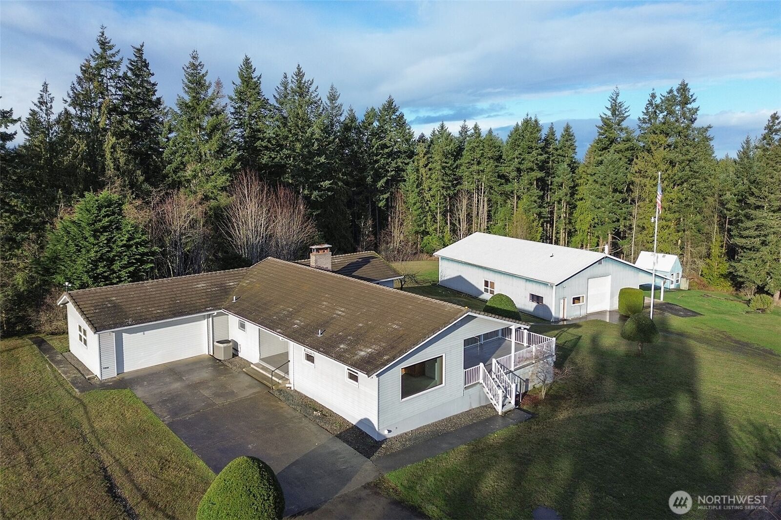 Property Photo:  186  Rebel Lane  WA 98362 