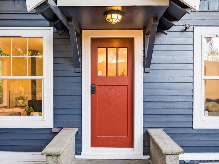 Property Photo:  8859  20th Avenue SW  WA 98106 