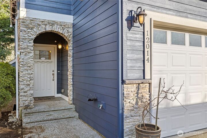 Property Photo:  12014 NE 162nd Place  WA 98011 