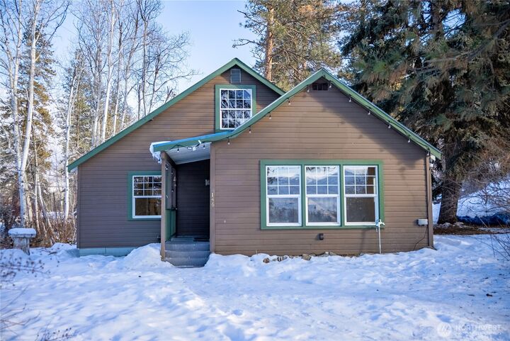 Property Photo:  146 E Chewuch Road  WA 98862 