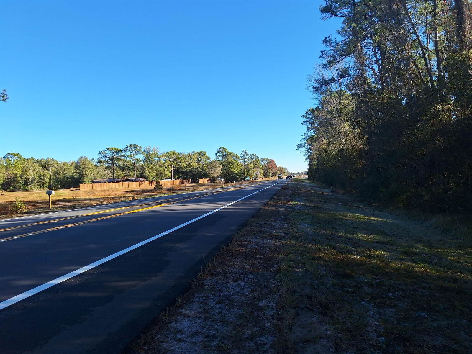 Property Photo: 1075 S State Rd 19 FL 32177