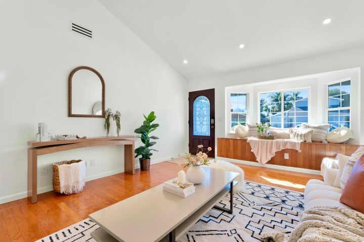 Property Photo: 32490 Lake Temescal Lane CA 94555