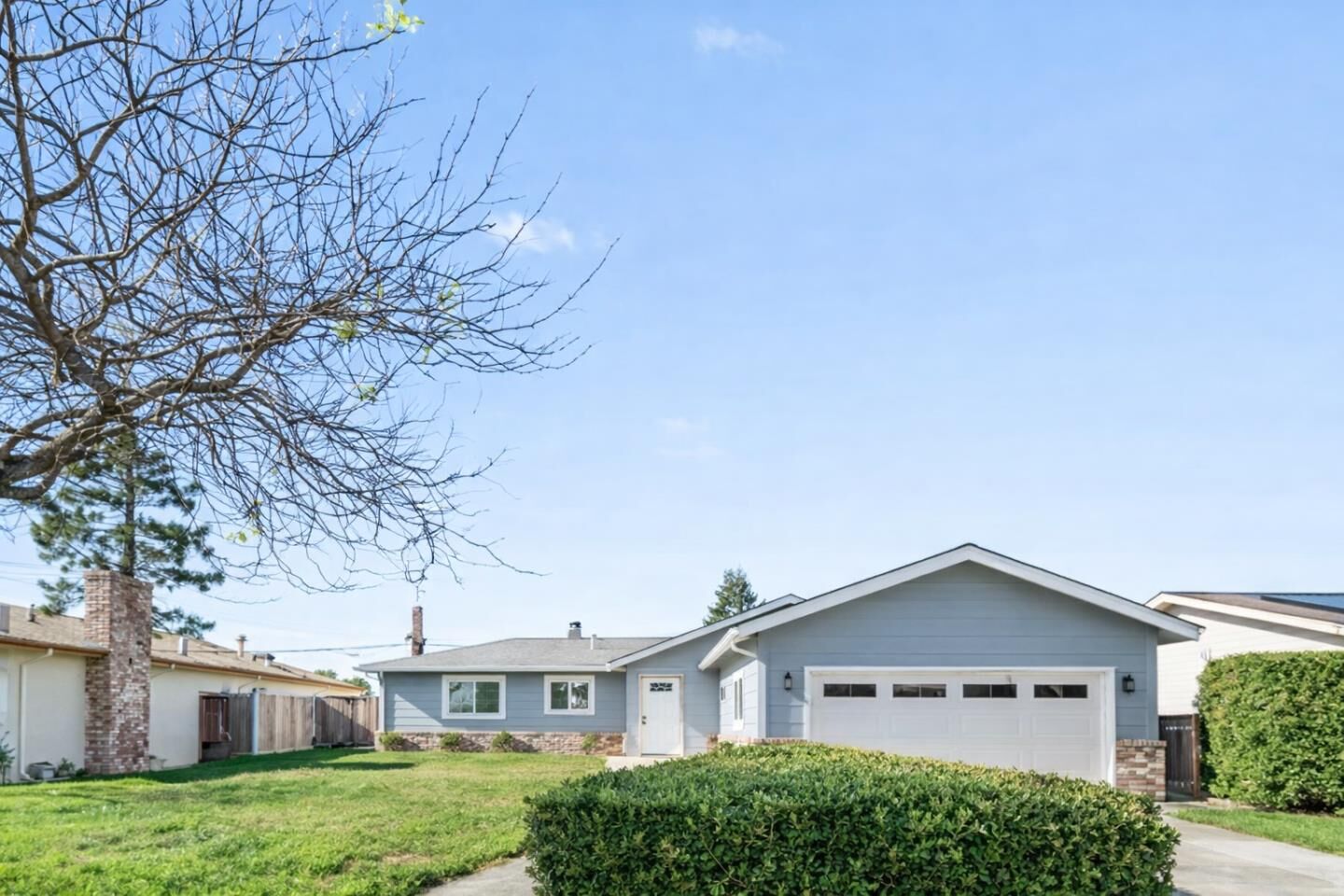 Property Photo:  612 Alameda Avenue  CA 93901 