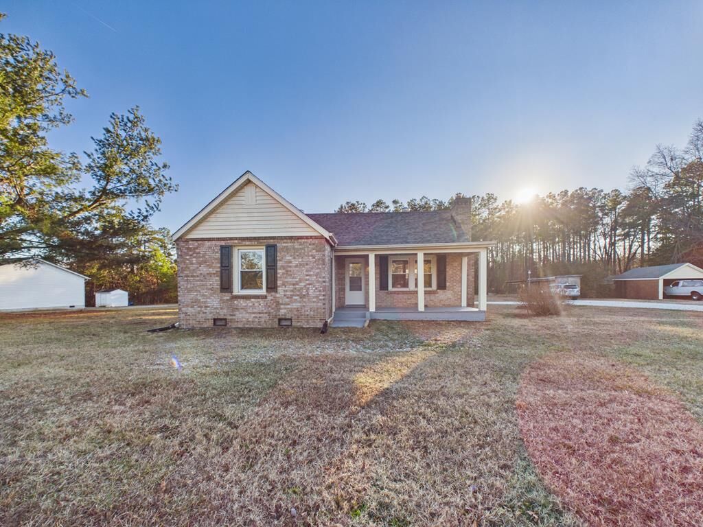 Property Photo:  469 Confederate Blvd  VA 24522 