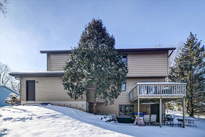 Property Photo:  400 Old Indian Trail  WI 53532 