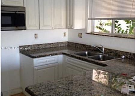 Property Photo:  3125 SE 2nd Dr  FL 33033 