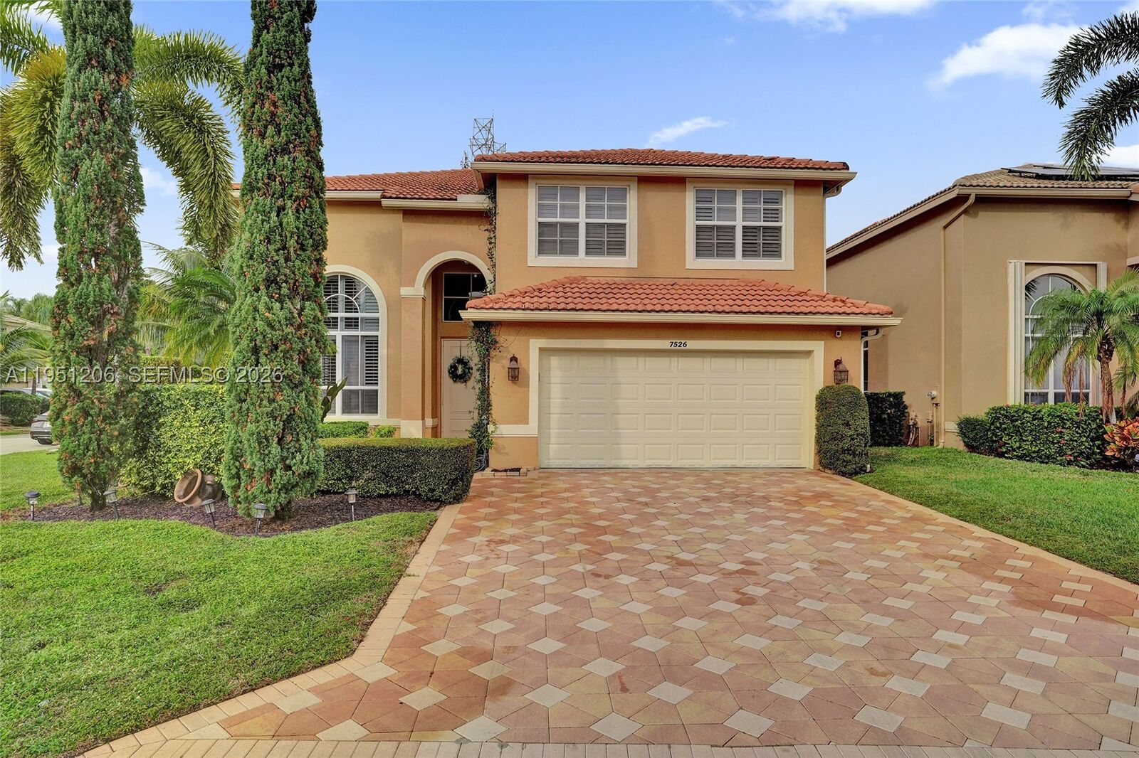 Property Photo: 7526 Colony Palm Dr FL 33436