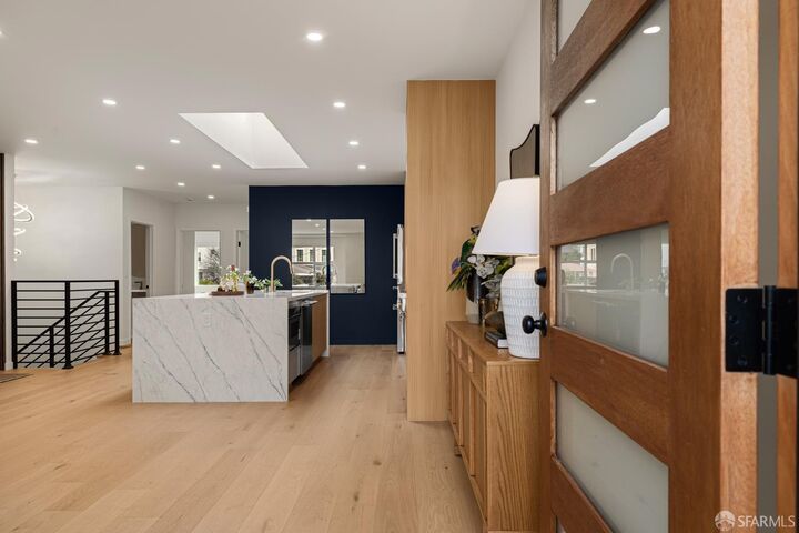 Property Photo:  1117 Cayuga Avenue  CA 94112 