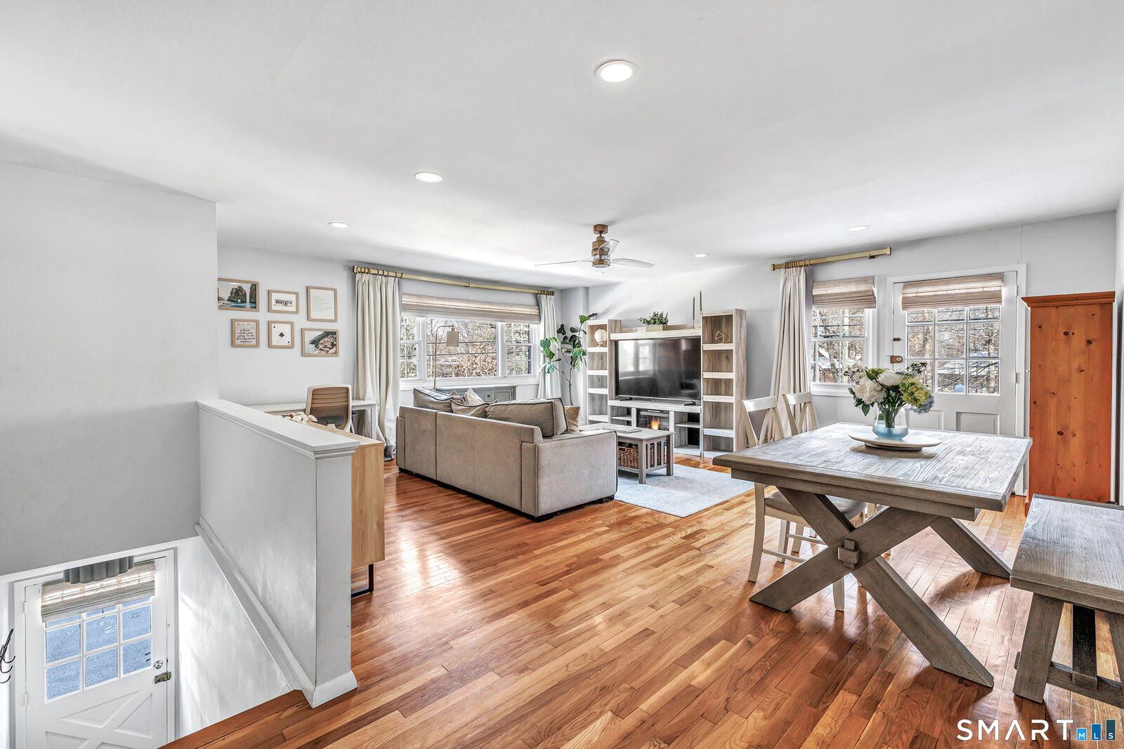 Property Photo:  245 Unquowa Road Apt 6  CT 06824 