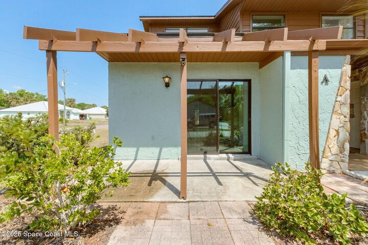 Property Photo: 1120 Gary Hunt Road FL 32926