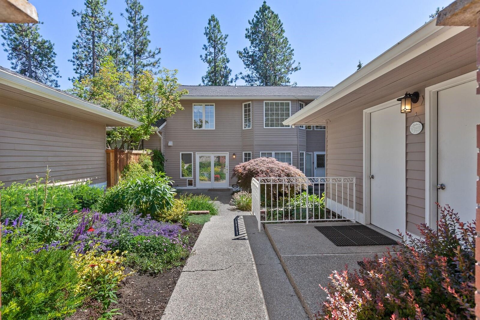 Property Photo:  731 E Inverness Ln  WA 99223 