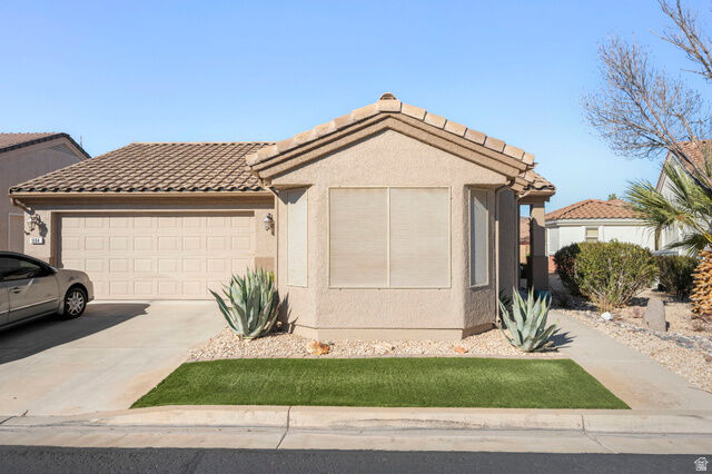 Property Photo: 1684 W Desert Rose Dr UT 84790