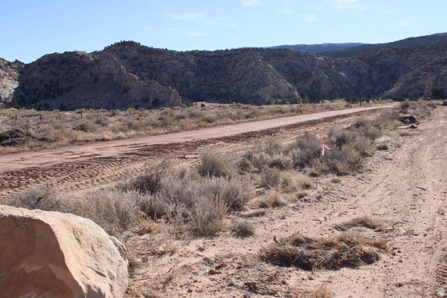 Property Photo:  140 E Teasdale 1  UT 84773 