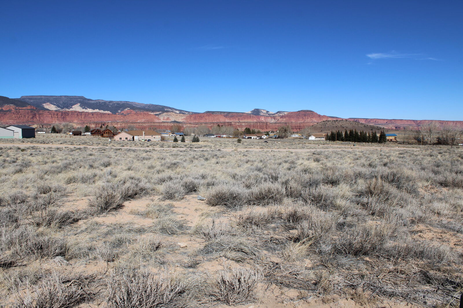 Property Photo:  140 E Teasdale Rd  UT 84773 