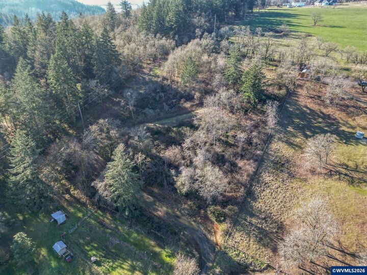 Property Photo: Ta 535399 Home Run Ln SE OR 97392