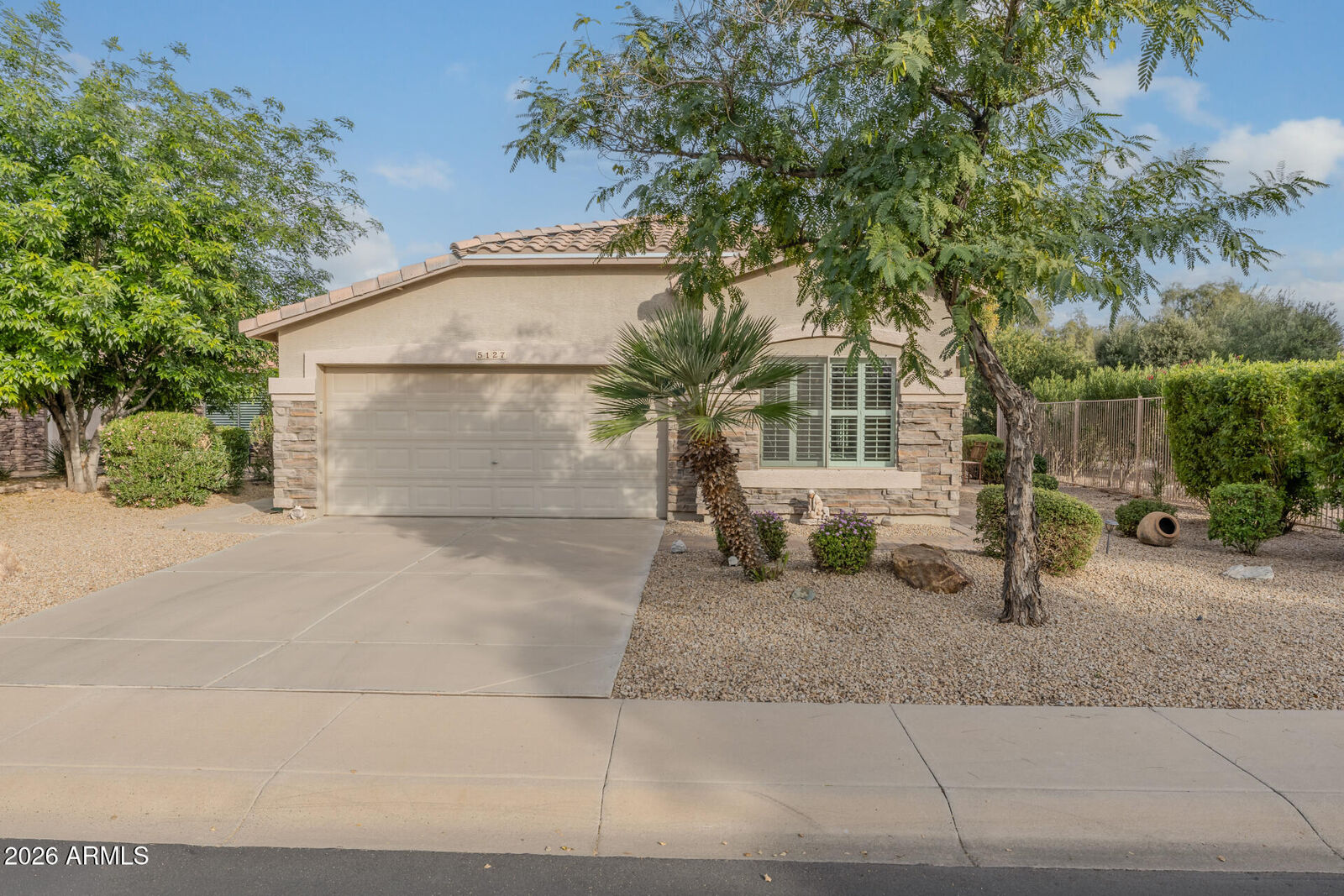 Property Photo:  5127 S Almond Court  AZ 85298 